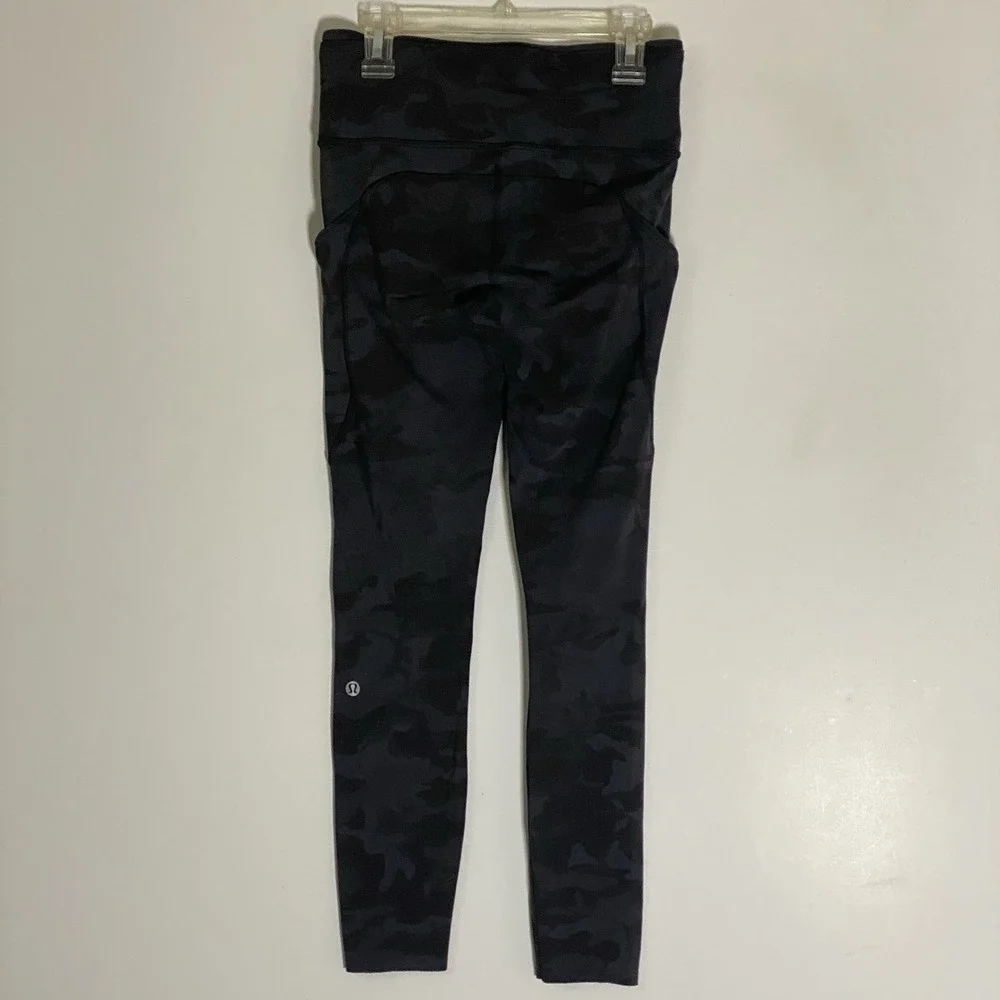 Lululemon Fast Free High Rise Tight Leggings Womens 4 Black Camo Non Reflective